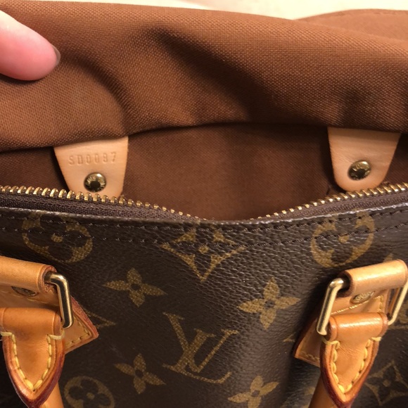 Louis Vuitton Speedy 25 - Picture 10 of 12